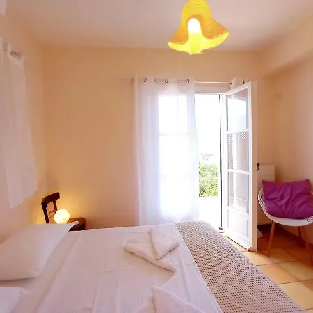 Vakantiehuis Authentic Kefalonia - Pinecone *